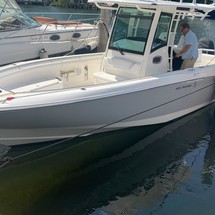 Boston Whaler 320 Outrage