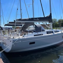 Hanse 388