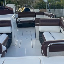 Bayliner Element XR7