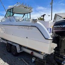 Glacier bay isle runner blue hull 2670