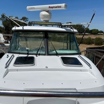 Glacier bay isle runner blue hull 2670