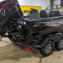 Tracker Targa V-19 WT
