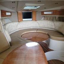 Chaparral 330 Signature