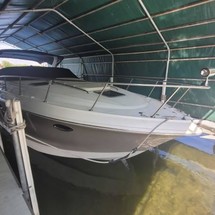 Chaparral 330 Signature