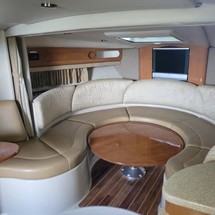 Chaparral 330 Signature