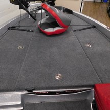 Lund Boats 1875 Pro-V Bass