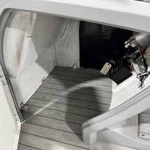 Hinckley Center Console 29