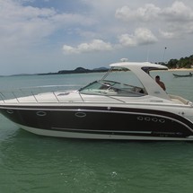 Chaparral 370 Signature Cruiser