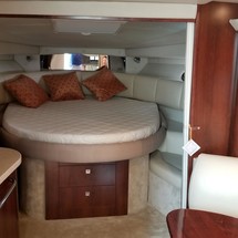 Chaparral 370 Signature Cruiser