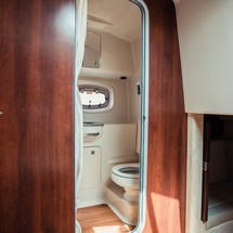 Chaparral 330 Signature