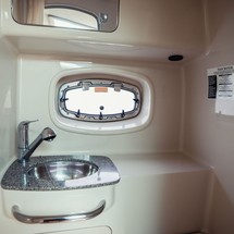 Chaparral 330 Signature