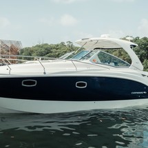 Chaparral 330 Signature