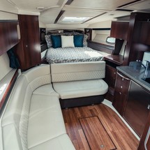 Chaparral 330 Signature