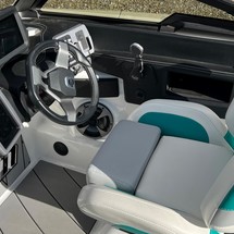 Malibu Wakesetter 23 LSV