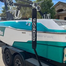 Malibu Wakesetter 23 LSV