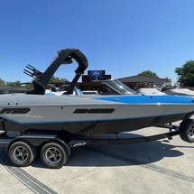MB Sports B52 21