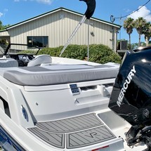 Bayliner VR6 BOWRIDER