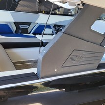 Malibu Wakesetter 22 MXZ