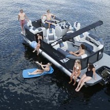 Sunchaser Boats Geneva Cruise 22 LR DH