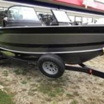 Lund Boats 1875 Impact Sport