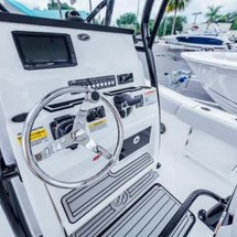 Sea Fox 248 Commander