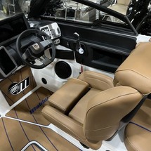 Malibu Wakesetter 23 LSV