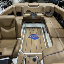 Malibu Wakesetter 23 LSV