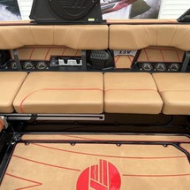 Malibu Wakesetter 23 LSV