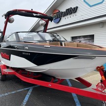 Malibu Wakesetter 23 LSV