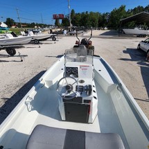 Lowe 20 Catfish