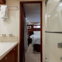 Marine trader 44 long range cruiser