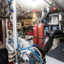 Marine trader 44 long range cruiser