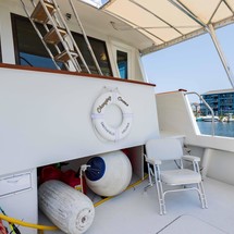 Marine trader 44 long range cruiser