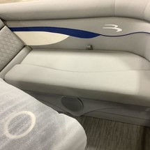 Bennington 24 sbrx
