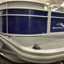 Bennington 24 sbrx
