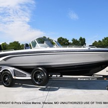 Everglades 230 cc w/ 250 verado