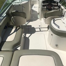 Sea Ray 270 SUNDECK