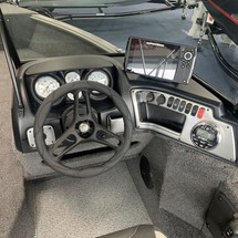 Lund Boats 1875 Impact Sport