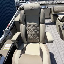 60 x 16 tri-toon passenger vessel