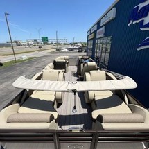 60 x 16 tri-toon passenger vessel