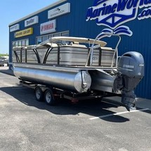 60 x 16 tri-toon passenger vessel