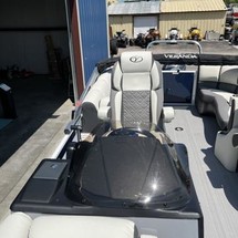 60 x 16 tri-toon passenger vessel