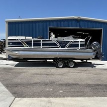 60 x 16 tri-toon passenger vessel