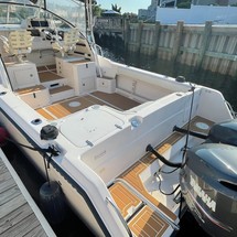 Grady-White Marlin 300