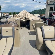 Starcraft Marine EX 22 R