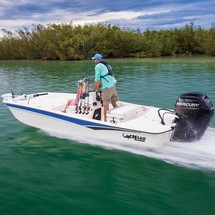 Mako Pro Skiff 17 CC