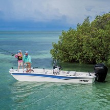 Mako Pro Skiff 17 CC