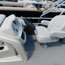Sunchaser Boats Geneva Cruise 20 LR DH