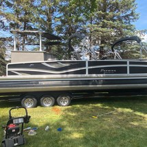 Premier Pontoons Boundary Waters 310 Sky Deck