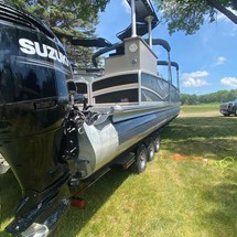 Premier Pontoons Boundary Waters 310 Sky Deck